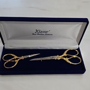 Klasse Gold Scissors Set/Has Not Been Used.